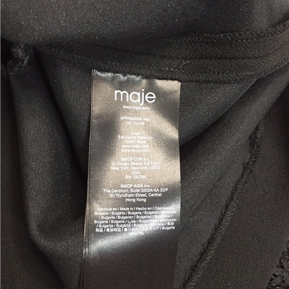 NWT MAJE Ramon Contrast-Collar
Lace Mini Dress Black Size Small MSRP
$415 - Picture 11 of 17